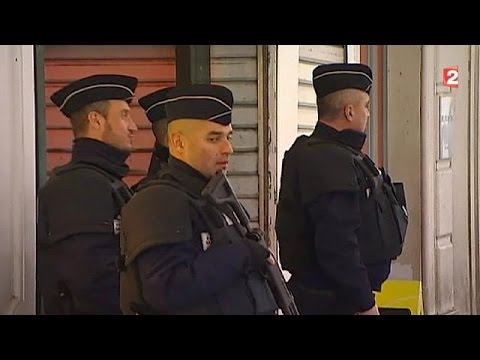 فرنسا تواجه ظاهرة التورط بسهولة في التطرف