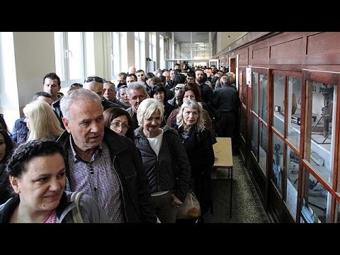 شاهد رئيس الوزراء الصربي يسعى لترسيخ سلطته بتولي الرئاسة