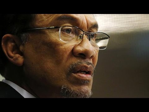 السجن 5 سنوات للمعارض الماليزي أنور إبراهيم