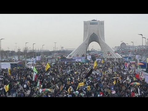 إيران تُحيي الذكرى الـ 36 لثورتها الإسلامية