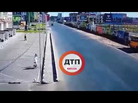 سنتيمترات تفصل أم ورضيعها عن مصير مأساوي