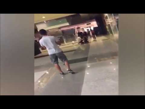 شاهد نوبة هستيرية تصيب امرأة بعد مشاهدة فيلم الرعب أنابيل