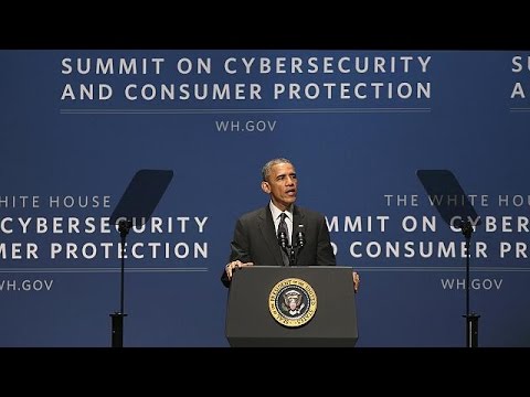 باراك أوباما يوقع وثيقة الأمن الإلكتروني