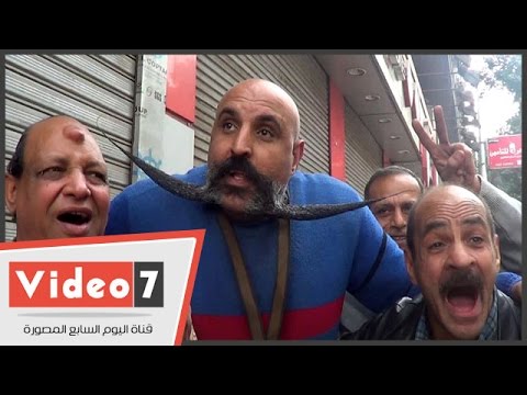 مواطنون يحتفلون بضربة الجيش الجوية لـداعش