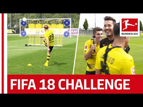 لاعبو بروسيا دورتموند يشاركون في تحدي التسديد
