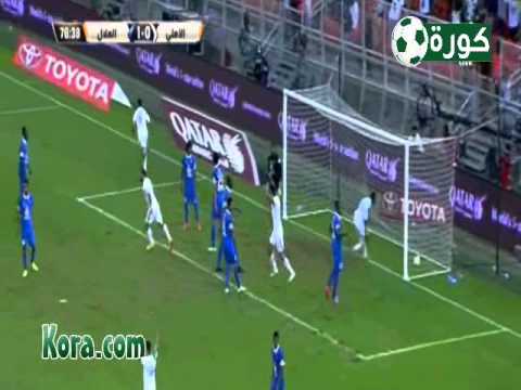 الأهلي والهلال يتعادلان بهدف لكل منهما