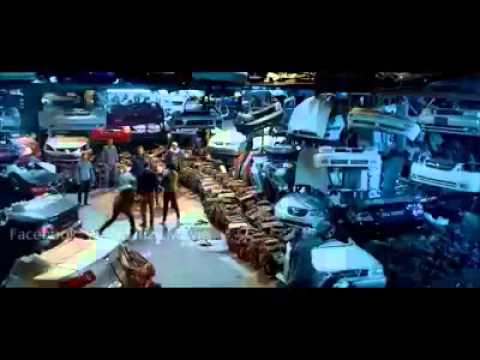 عمرو يوسف يعود إلى القاهرة لاستكمال