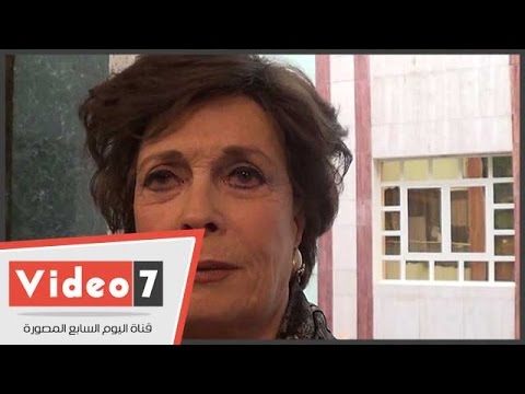 جيهان السادات تصف قطر بـالابن الخارج عن الأصول