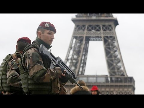 طائرات مجهولة المصدر تُحلق في سماء باريس