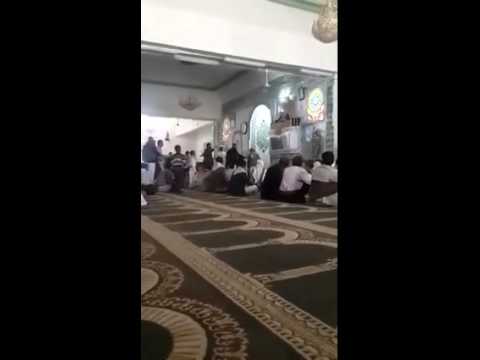 مشادات بين الحوثيين والمصلين في صنعاء