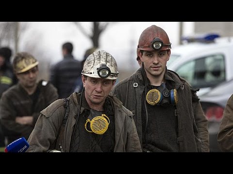 مقتل 32 عاملًا في انفجار منجم شرق أوكرانيا