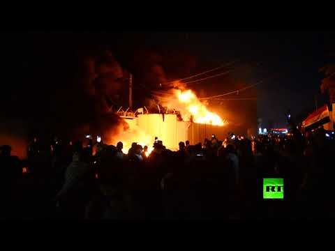 شاهد فيديو جديد لإحراق قنصلية إيران في النجف العراقية