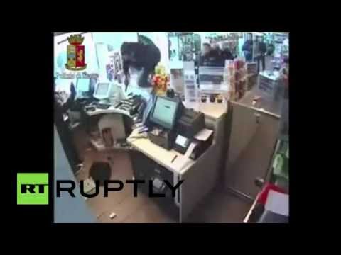 عملية سطو على سوبر ماركت بـ«مسدس لعبة»