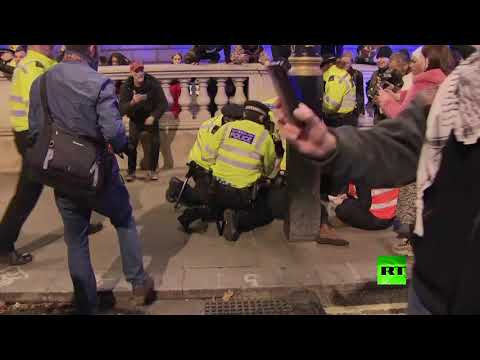 شاهد مظاهرات في لندن رفضًا لنتائج الانتخابات البرلمانية