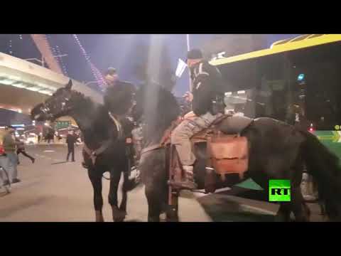 شاهد الشرطة تتعامل مع مسيرة المتدينين اليهود