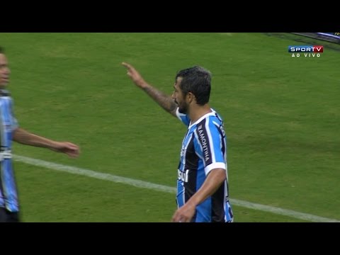 شاهد هدف رائع من ركلة ركنية في البرازيل