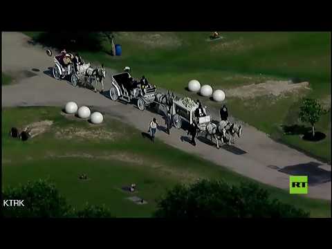 شاهد جنازة جورج فلويد إلى مثواه الأخير والآلاف يودعوه