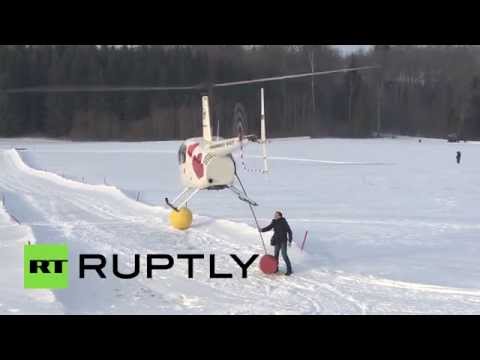 لعب الغولف عبر المروحيات في نادي تسيلييفو