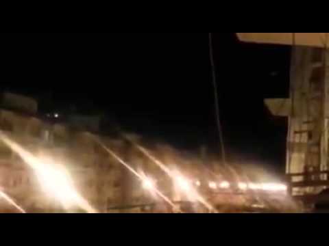 فيديو اليمنيون يحتفلون بالقصف السعودي تنديدًا بـالحوثيين