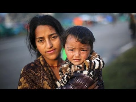 رئيس وزراء نيبال يقدم تعازيه لاهالي ضحايا الزلزال