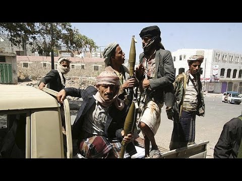 شاهد تواصل الاشتباكات على الحدود اليمنية السعودية