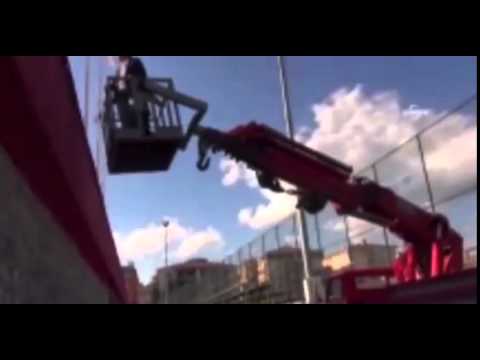 رئيس نادي بيليديف سبور التركي يستخدم الونش