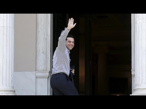 شاهد تسيبراس يجري مشاورات لإيجاد مقترحات جديدة