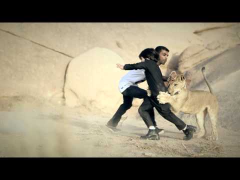 شاهد أسد يهاجم نجل الشاعر زياد بن نحيت