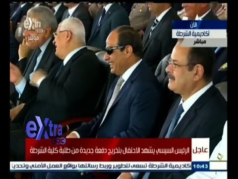 بالفيديو رد فعل السيسي على مواقف الكلاب الكوميدية