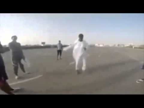 «أبو جلابية» السوداني يتحدى رونالدو وميسى بمهارته