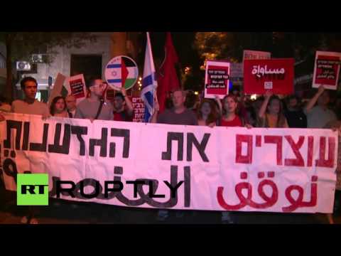 شاهد عرب ويهود يتظاهرون من أجل السلام في القدس