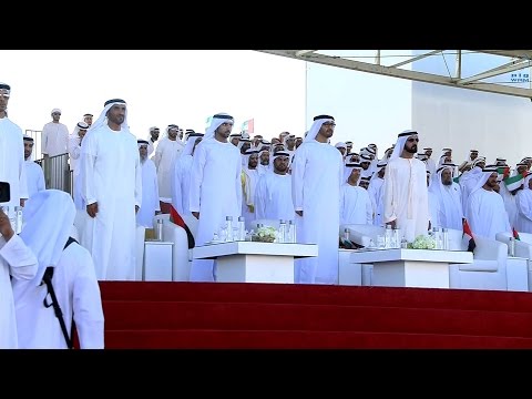 شاهد محمد بن راشد ومحمد بن زايد يشهدان  مسيرة الاتحاد