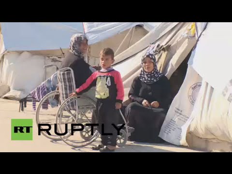 بالفيديو النازحون السوريون يجدون ملاذًا آمنًا لهم داخل مخيم في اللاذقية