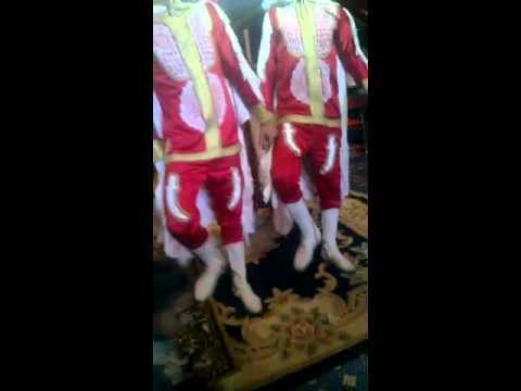 شاهد عروس تسقط من الهودج في ليلة زفافها