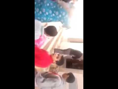 شاهد زوج يعتدي على زوجته في طنجة