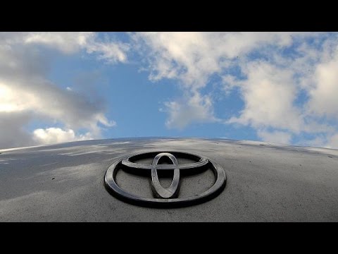 شاهد توتيا تتربع على عرش مبيعات السيارات