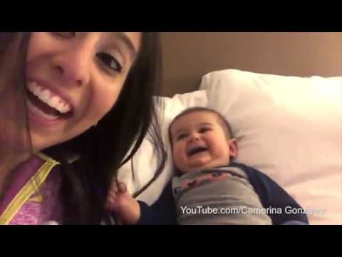 بالفيديو أغرب رد فعل طفل على كحة والدته