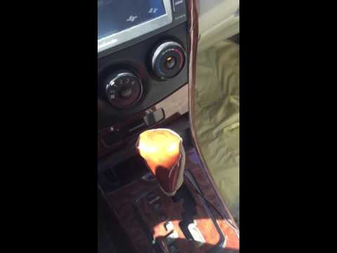 شاهد ماذا فعلت فتاة مع رجال هيئة الأمر بالمعروف  في السعودية