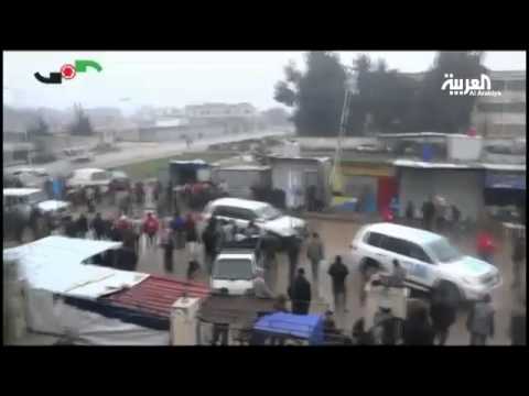 توزيع مساعدات الأمم المتحدة في حي الوعر