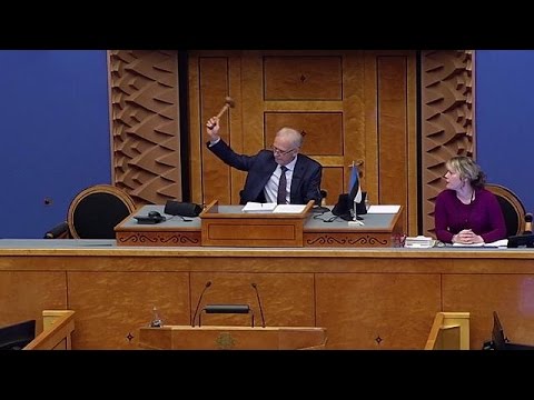 الحكومة الإيستونية تسقط في تصويت ثقة في البرلمان