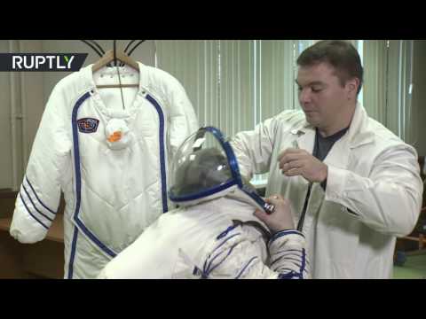 شركة روسية تصنع بدل شتوية لرواد الفضاء